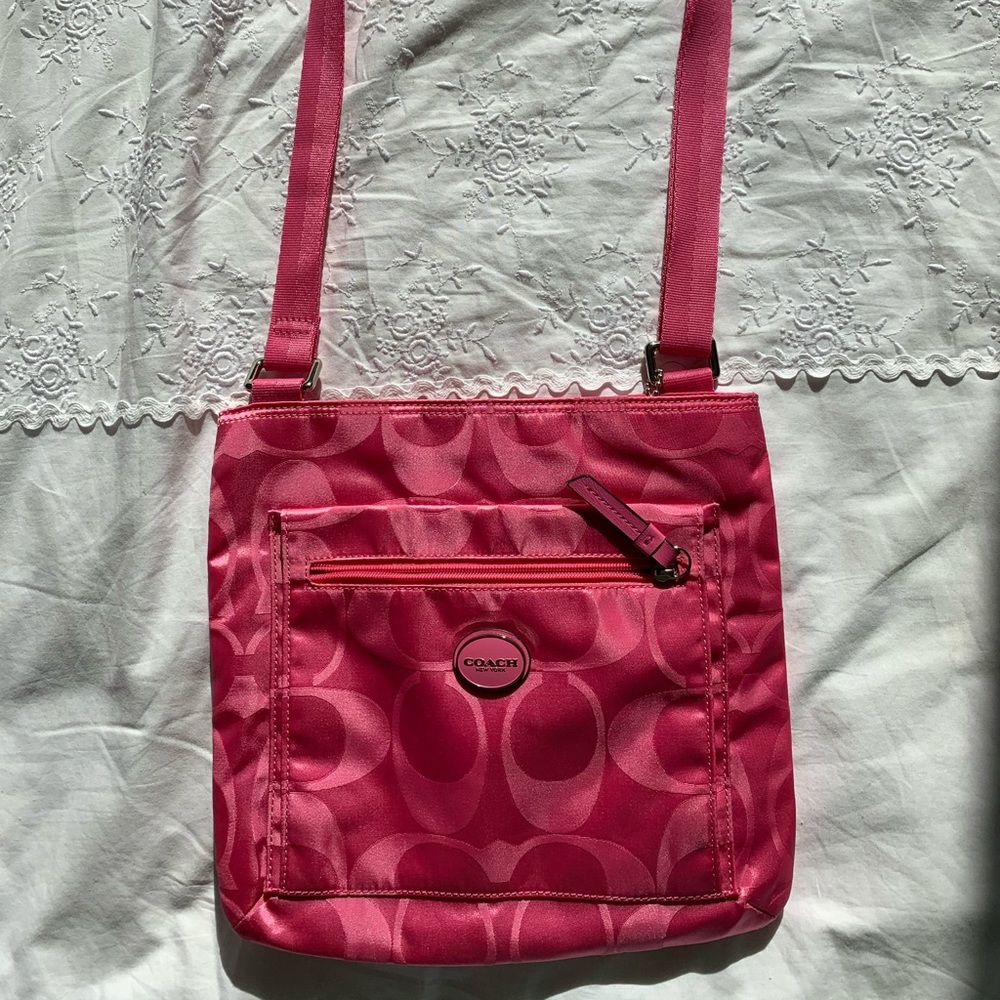 Purse - Picture 3 of 4